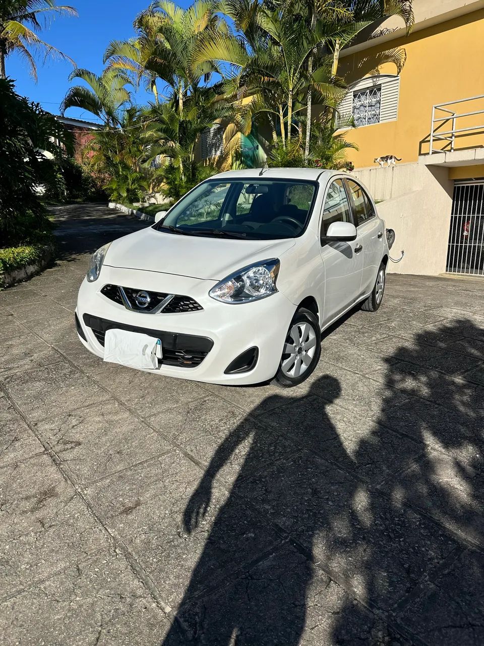 Nissan March 2015