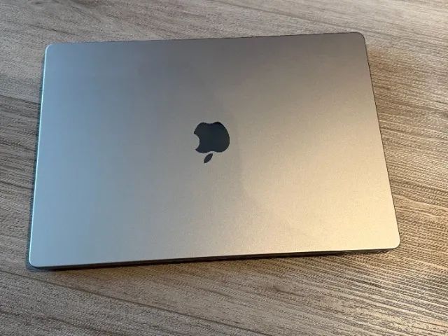 MacBook Pro 16