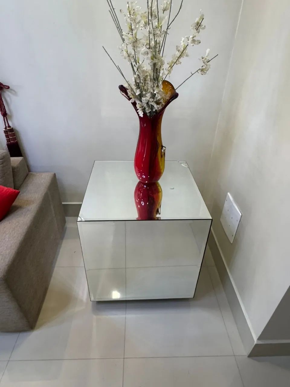Vendo mesinha de vidro espelhada 494540253142732801
