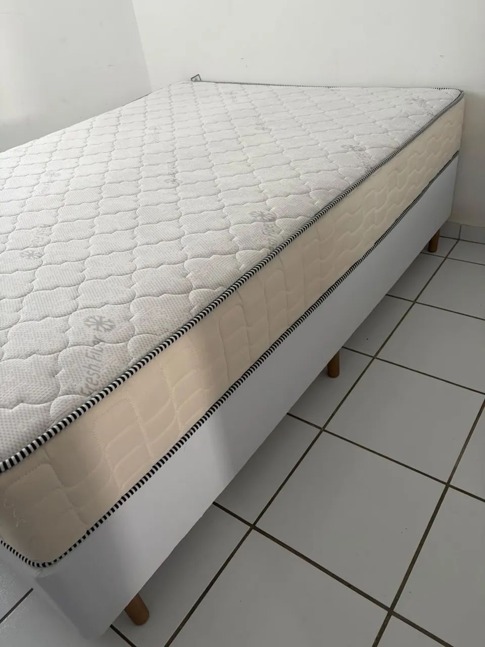 CAMA SEMINOVA  - Foto 2