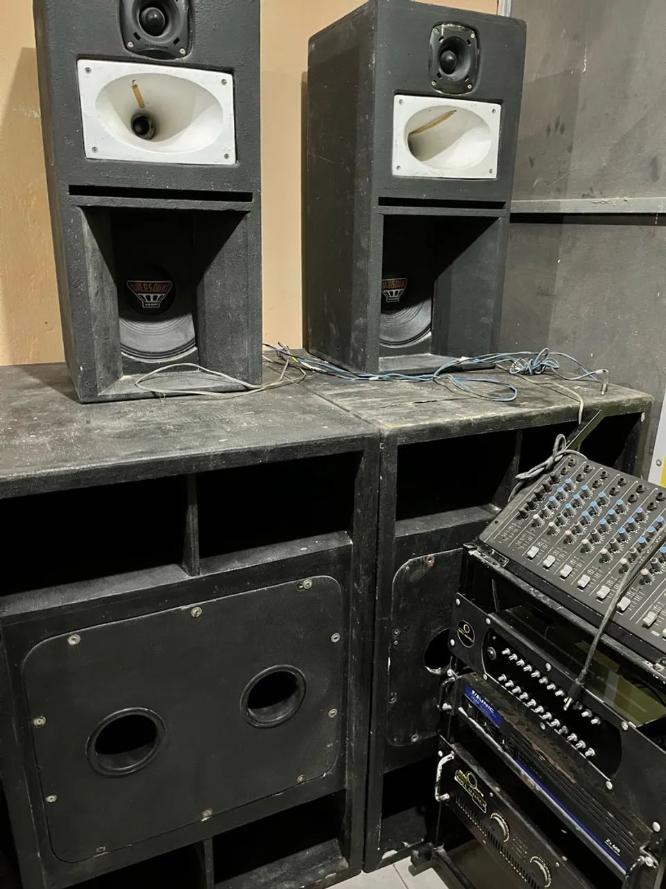 Som montado - Foto 2