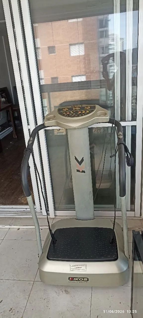 Plataforma vibratória kikos