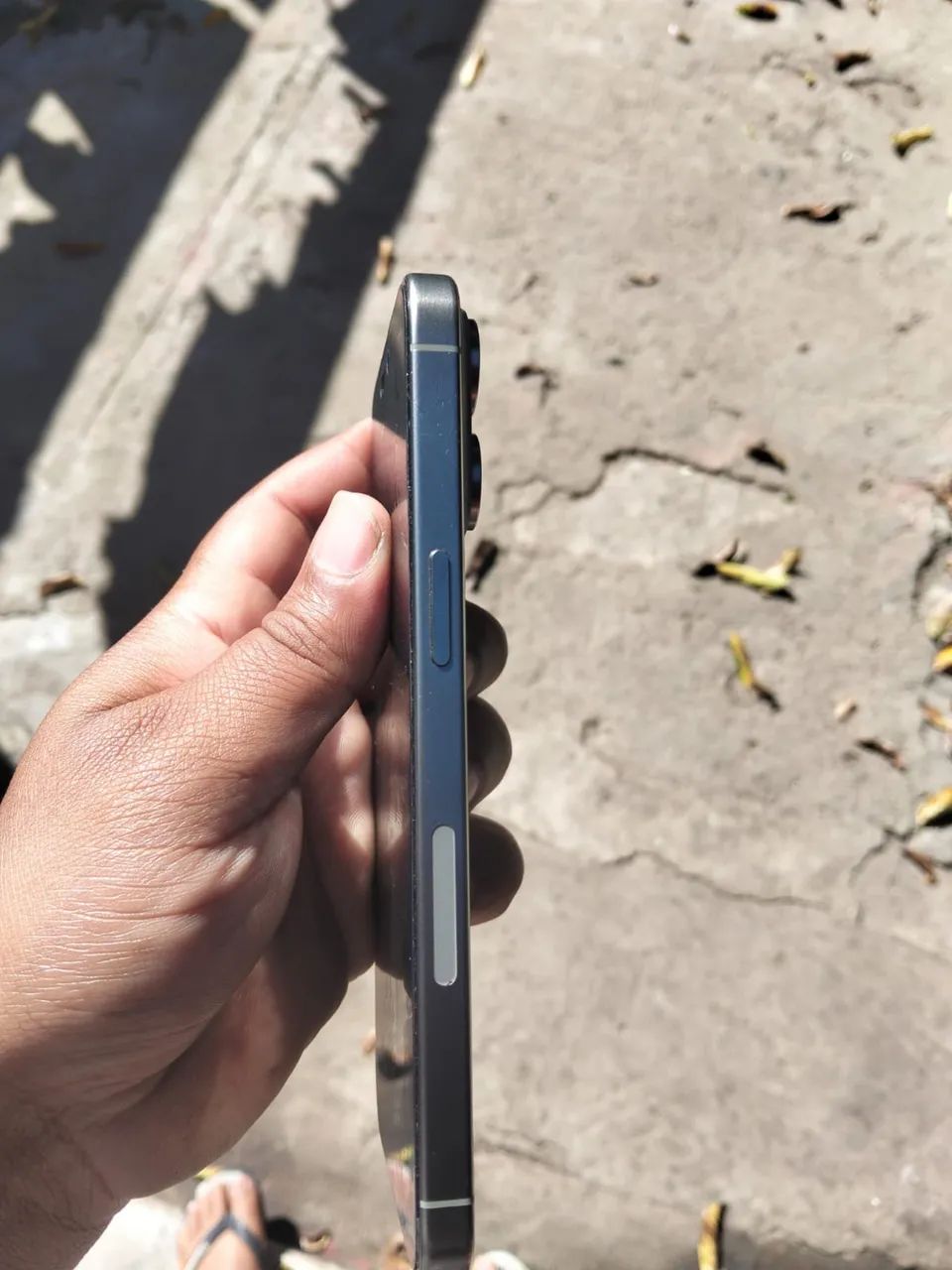 Vendo iPhone 15 pro max  - Foto 2