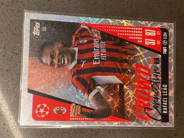 carta topps rafael leão ac milan - Hobbies e coleções - Jardim