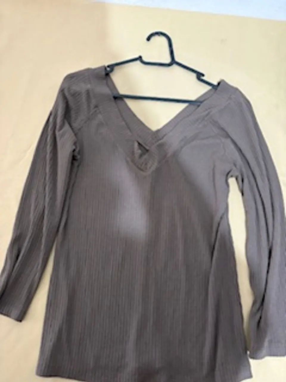 6 Blusas Plus Size GG e XGG ** DESAPEGO** - Foto 3