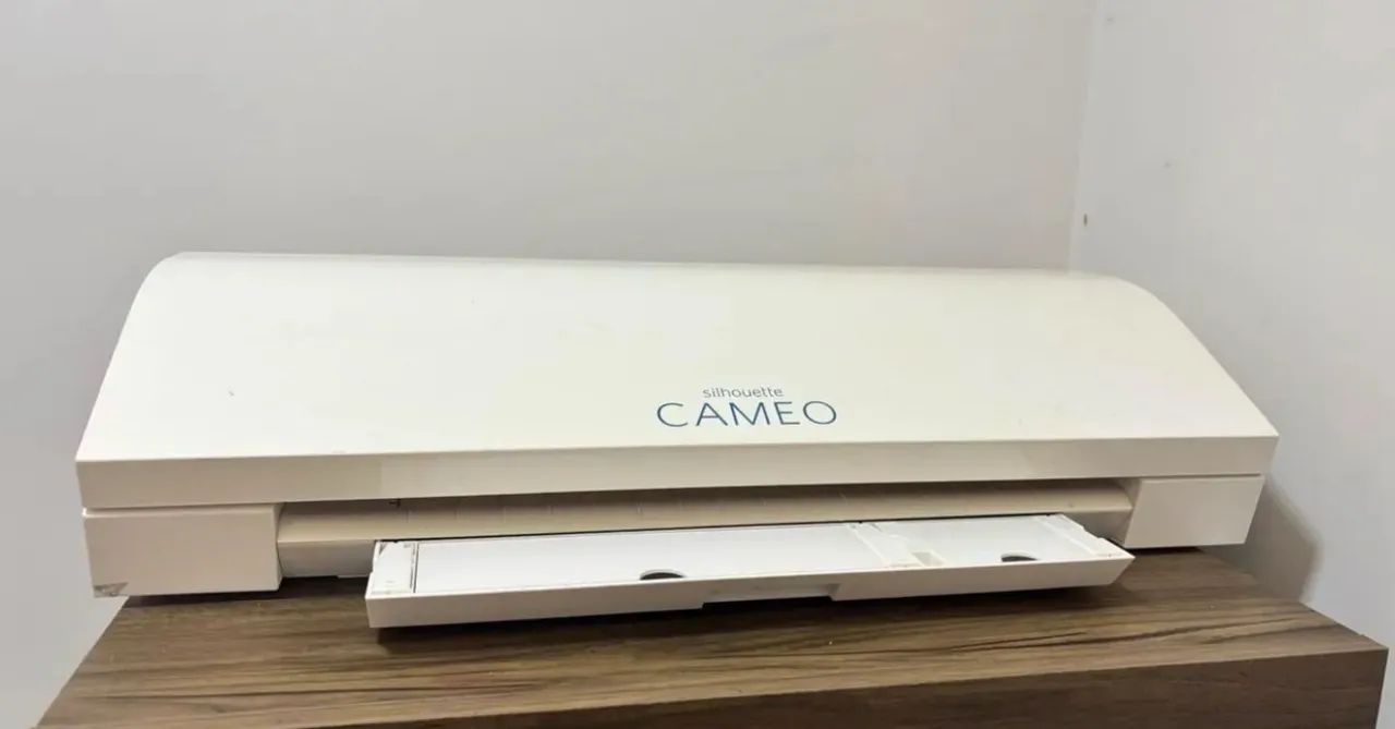 Silhouette Cameo 3