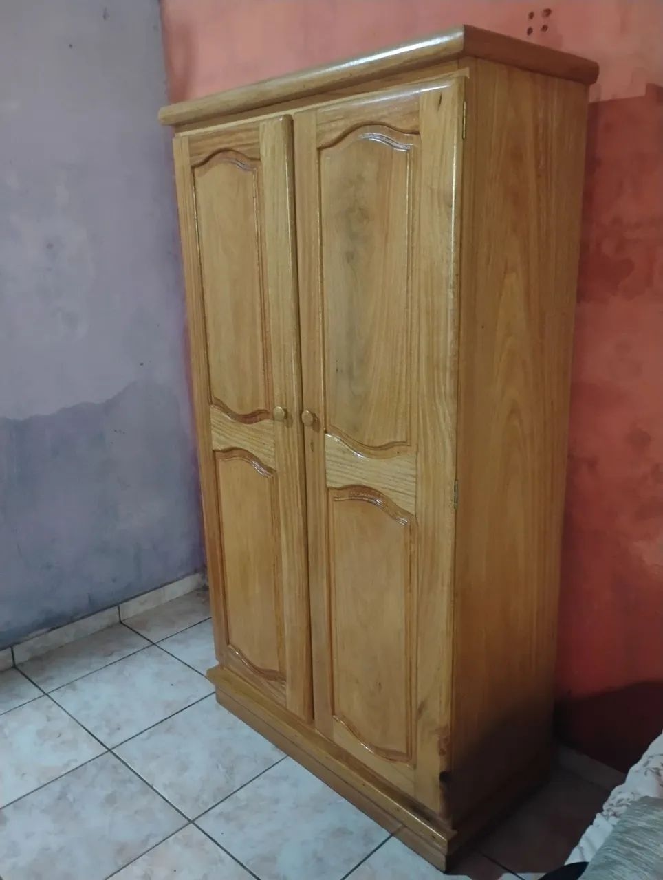 Vendo guarda roupa de duas portas - Foto 2