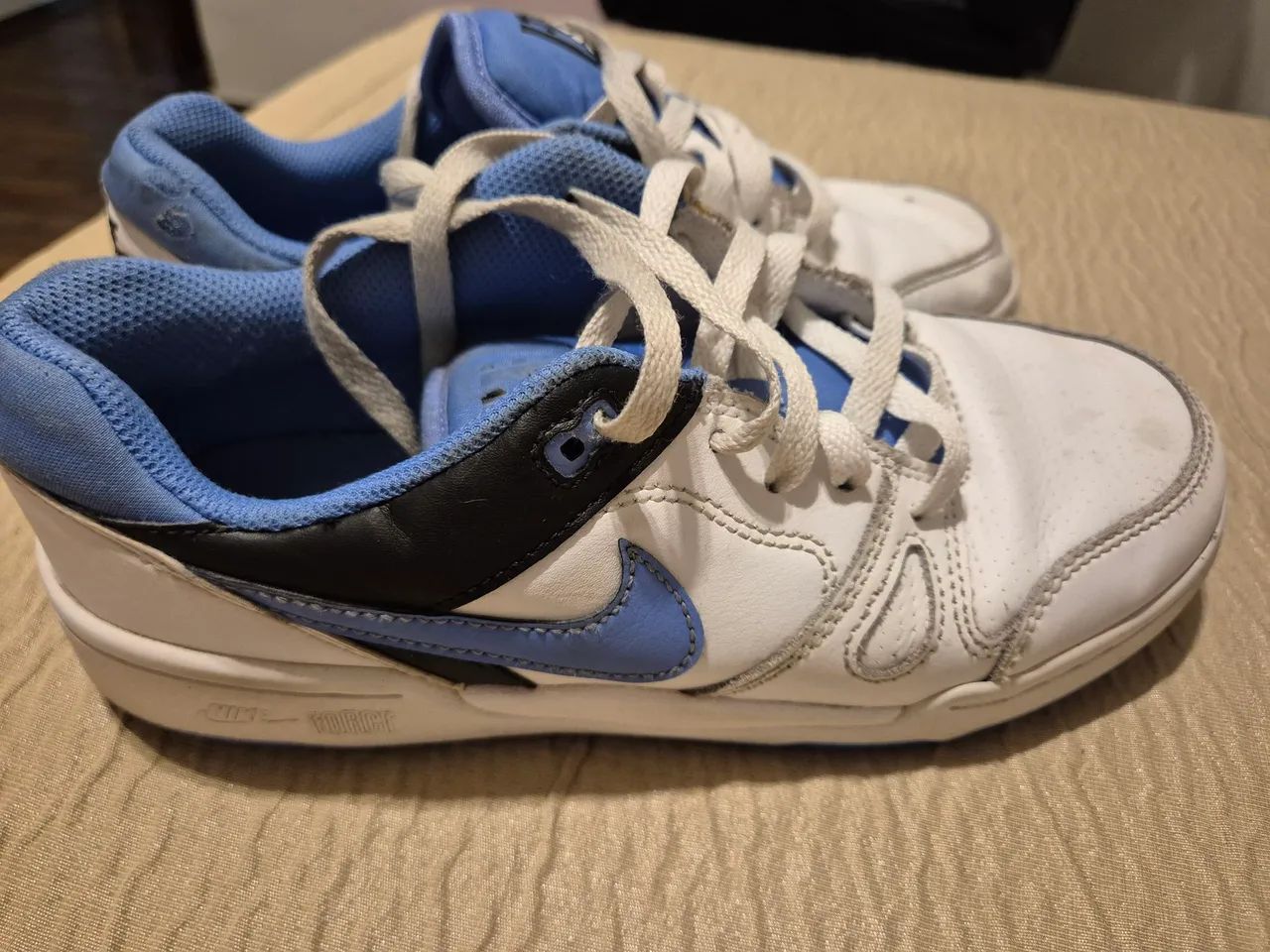 Tênis Nike Full Force Low