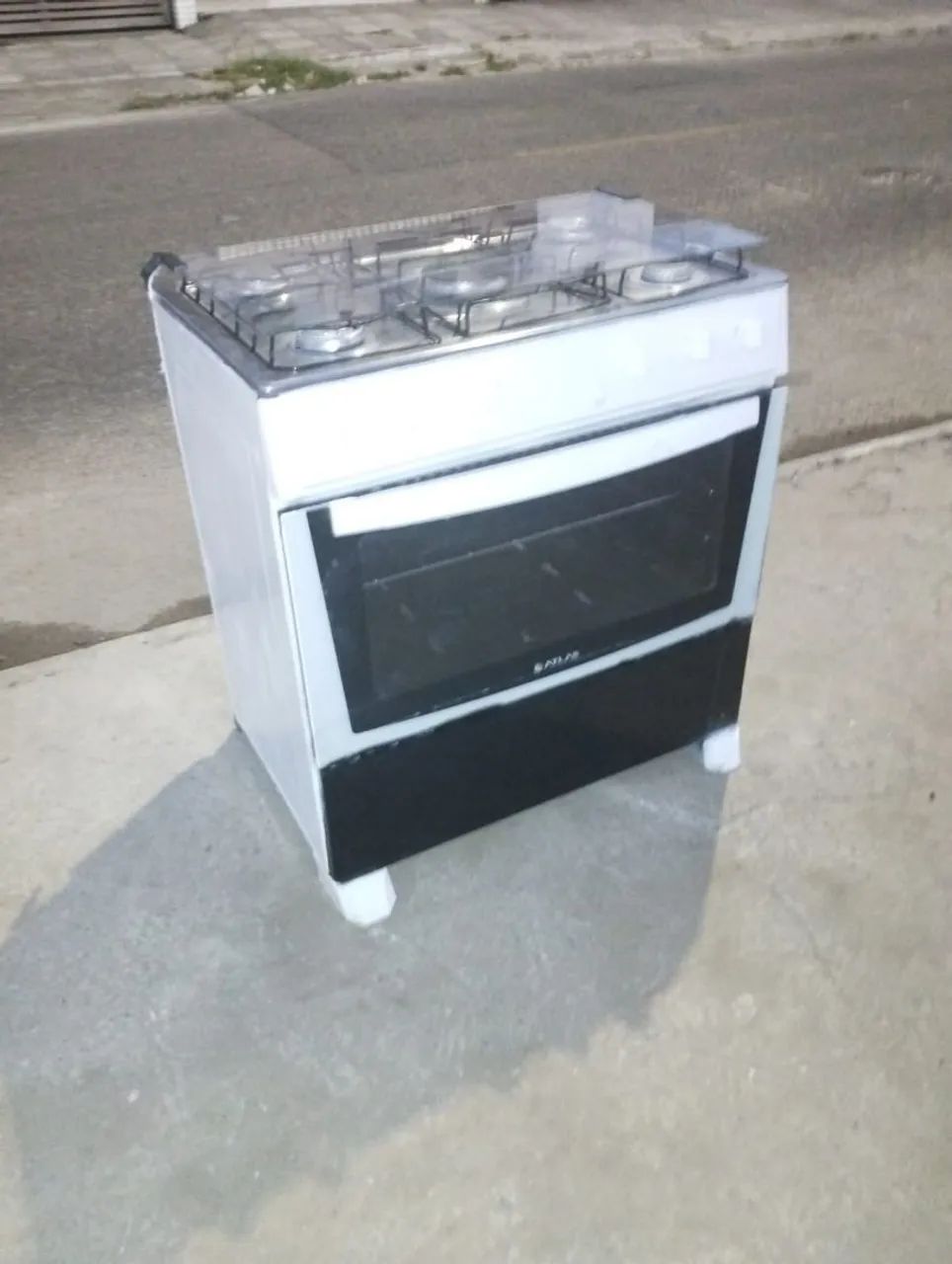 Fogão 5 bocas não é automático  - Foto 4