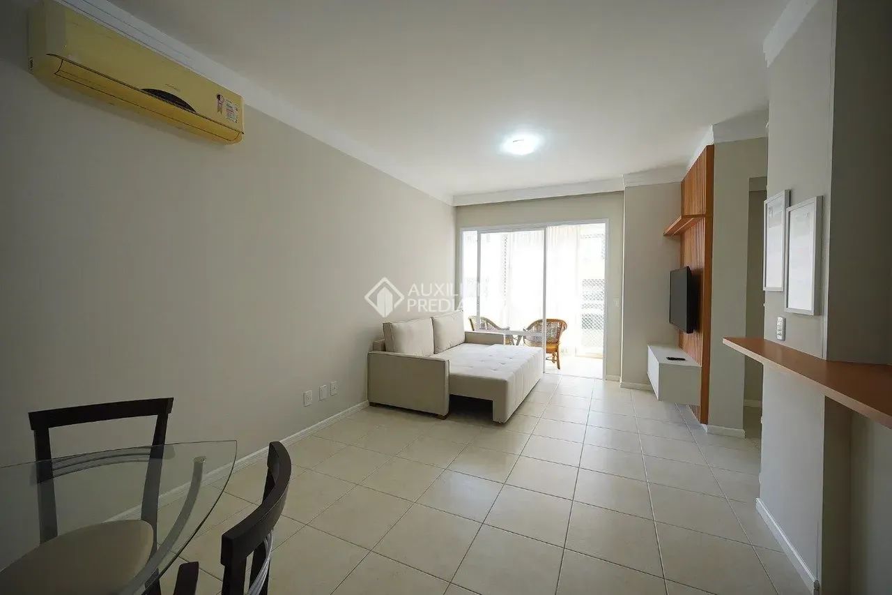 Imóvel para aluguel possui 100 metros quadrados com 2 quartos - Foto 2