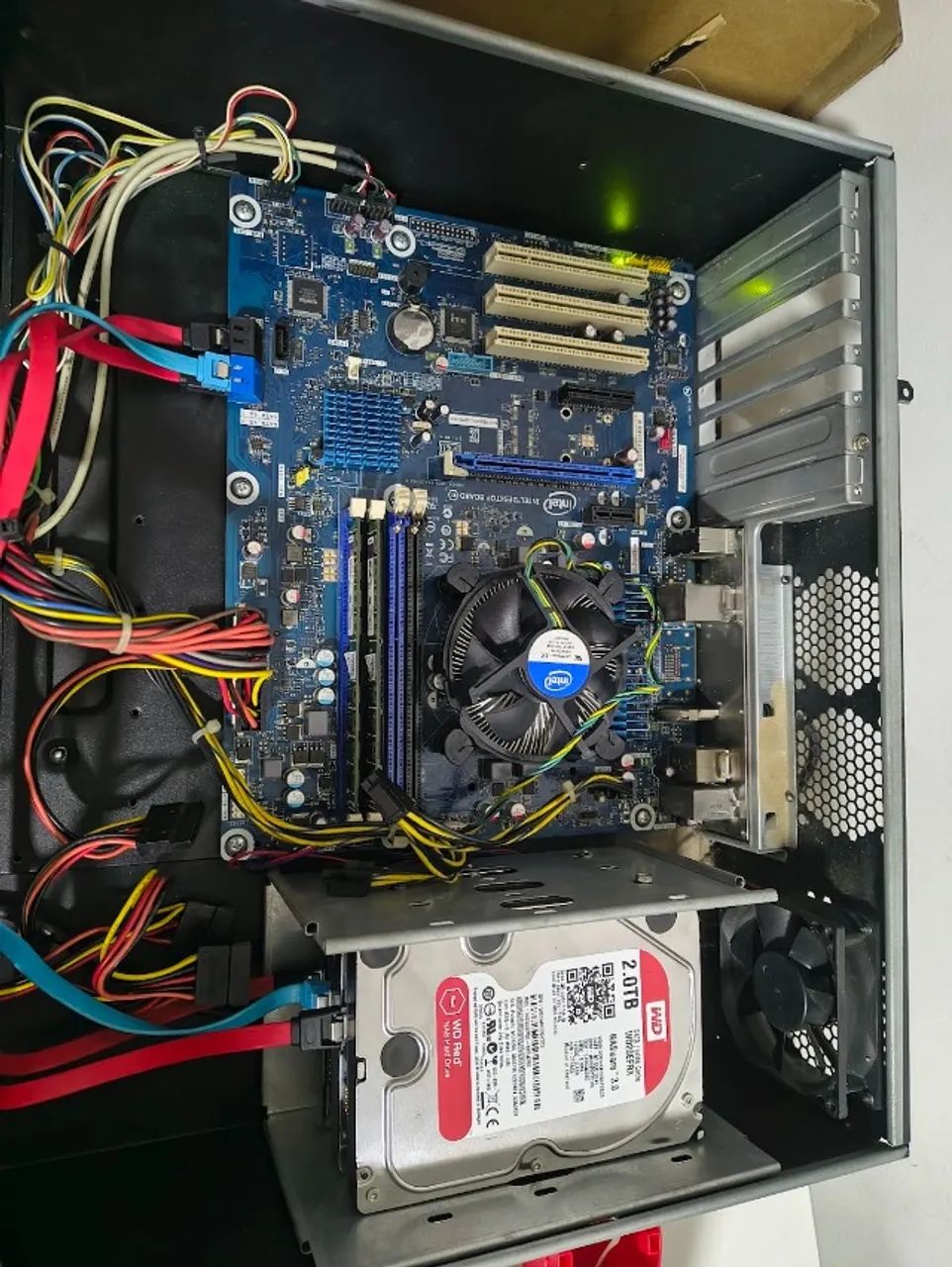 Servidor Nilko i7 8GB RAM 4TB HD - Foto 5