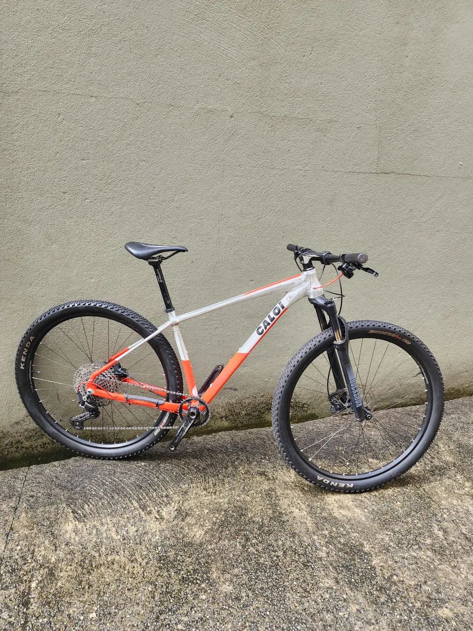 Bicicleta aro 29 Caloi Elite 