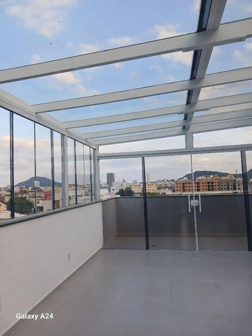 Cobertura 200m2 com 3 quartos nas Gaivotas, Florianópolis 