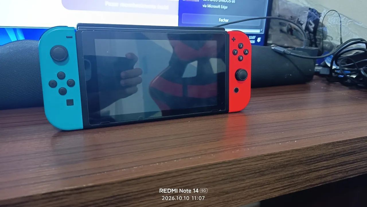 NINTENDO SWITCH V2 