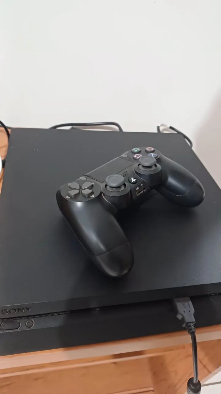 Ps4 slim com ssd