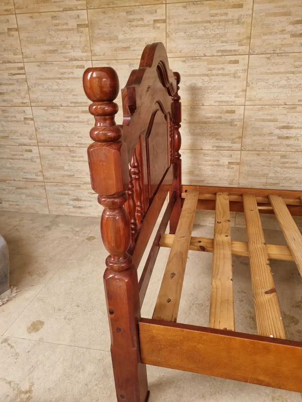 Cama Madeira 