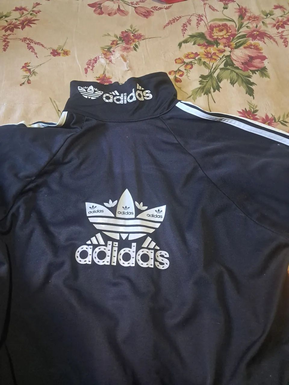 Blusa GG adidas Original usada super conservada - Foto 2