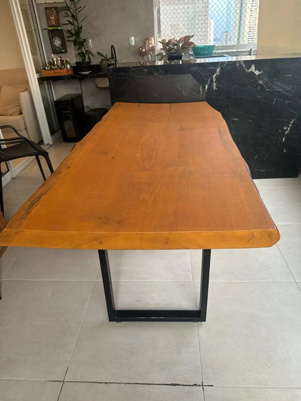 Mesa rústica de madeira e metalon