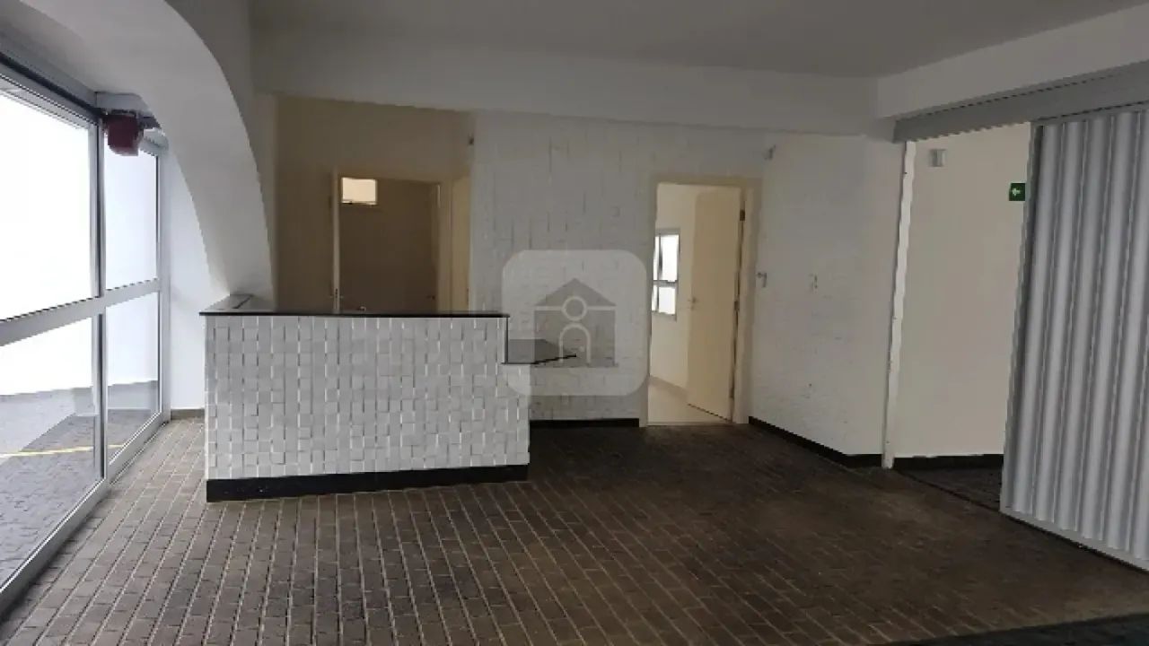 Prédio comercial para venda no bairro Martins. - Foto 2