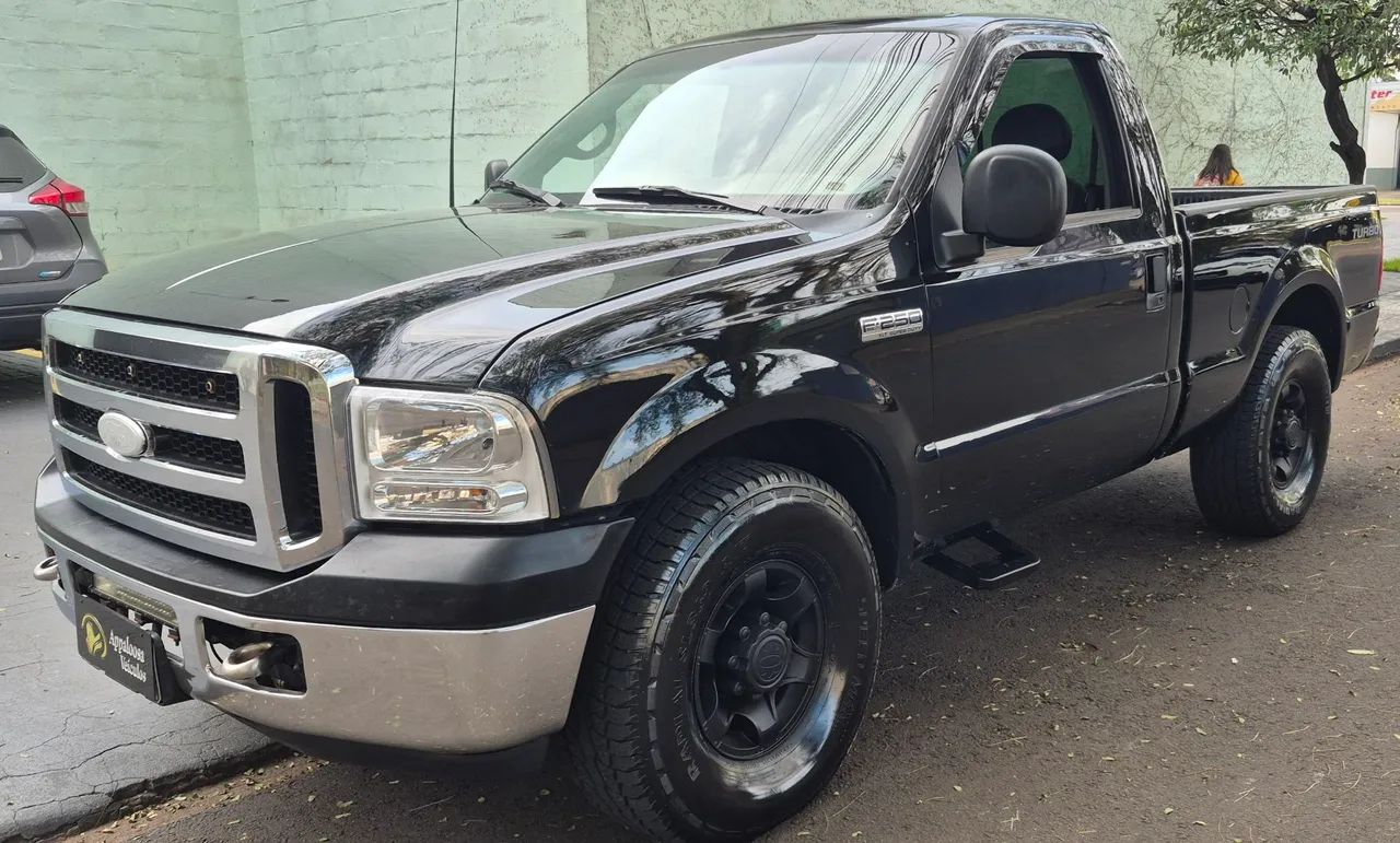 Ford F-250 XLT 4.2 TB Diesel 2004
