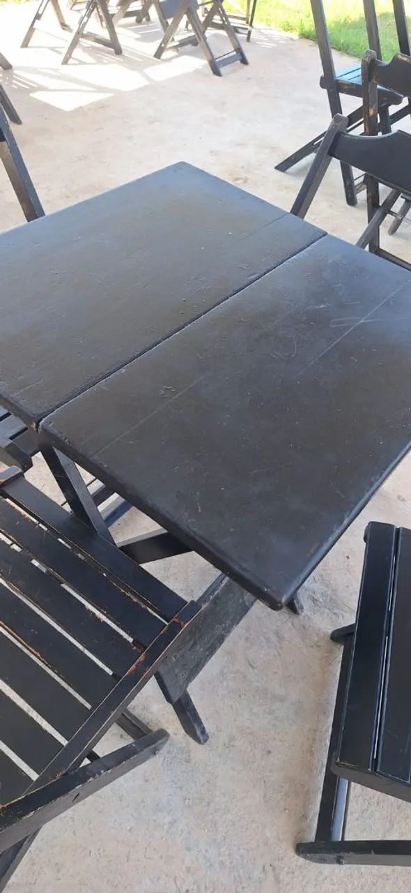 Foldable Table and Chairs467362174941286402