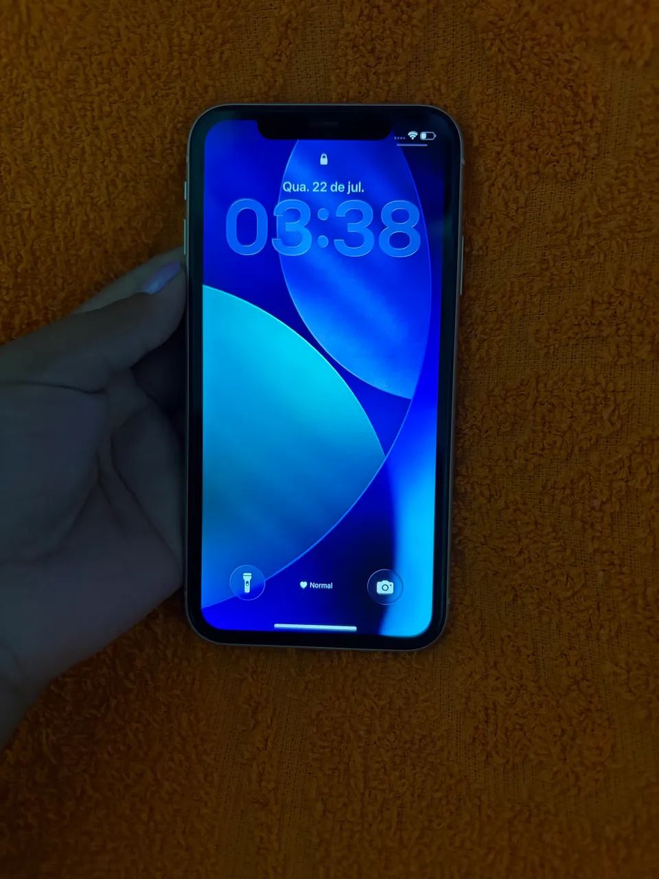 iPhone 11 64GB branco  - Foto 2