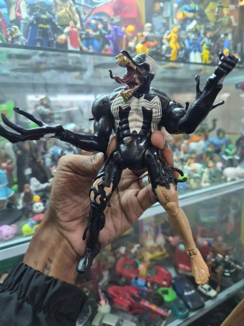 Boneco Venom Spider-Man Classics- 18 cm