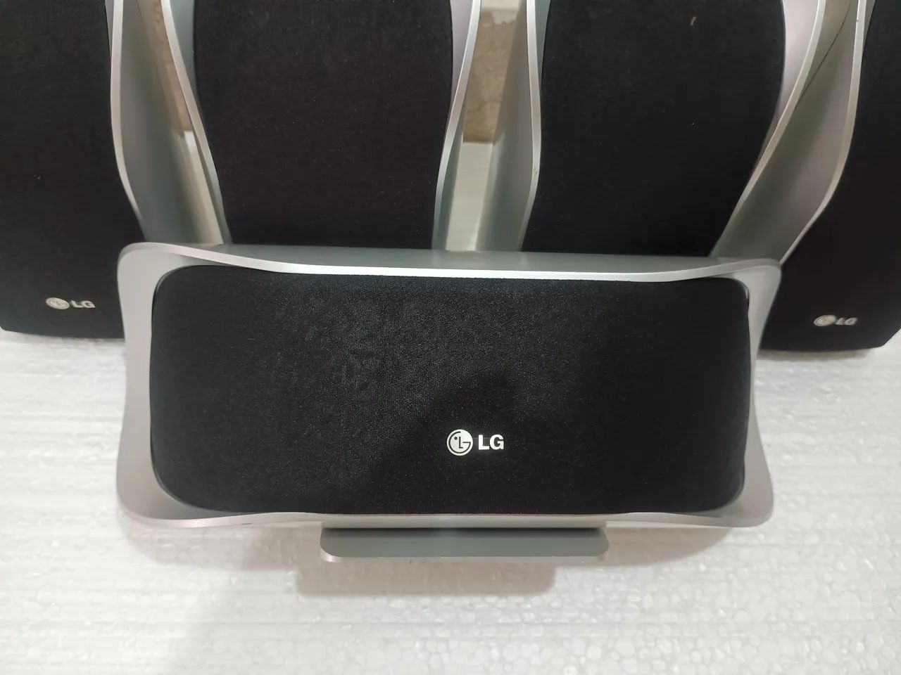 Caixas acústica LG 8 ohms  - Foto 4