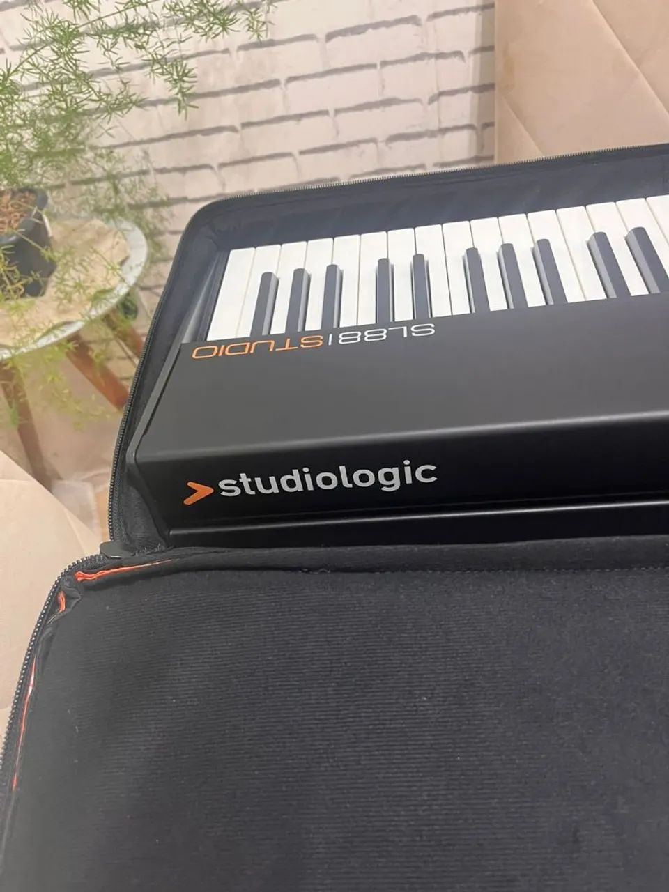 Teclado controlador Studiologic Sl88