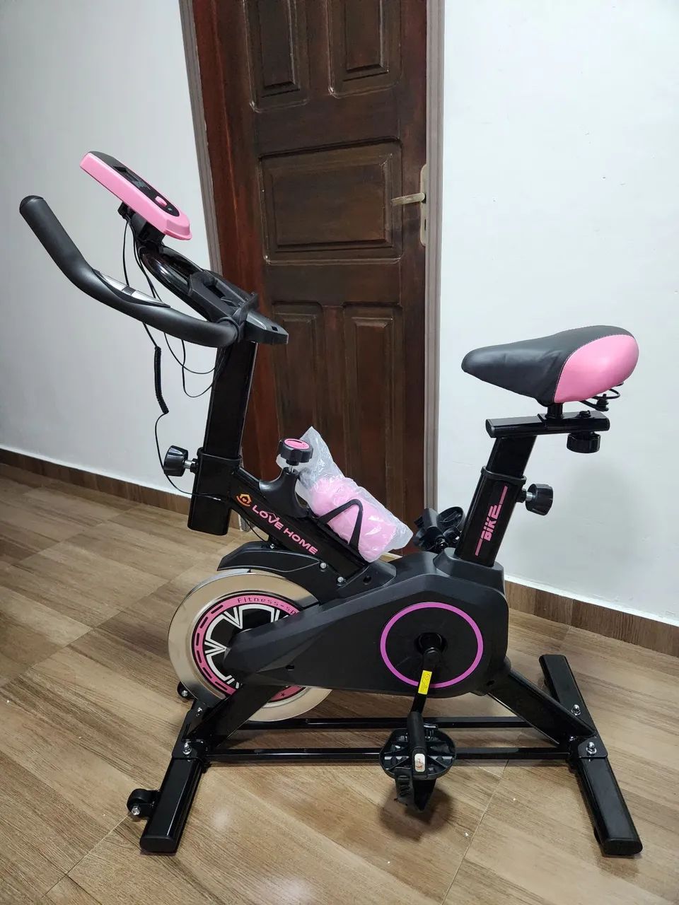 BICICLETA ERGOMÉTRICA SPINNING ROSA(NOVA, NUNCA USADA) - Foto 2