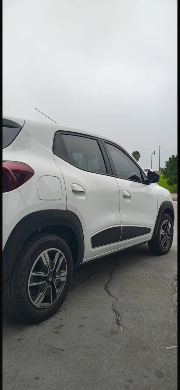 Renault Kwid Intense 1.0 Flex 12V 5P Mec. 2024 - Foto 2
