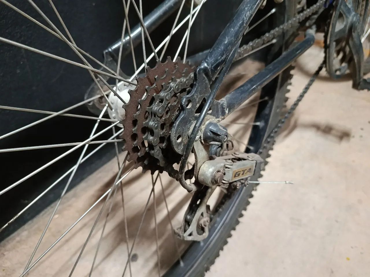 Vendo bicicleta aro 26  - Foto 2