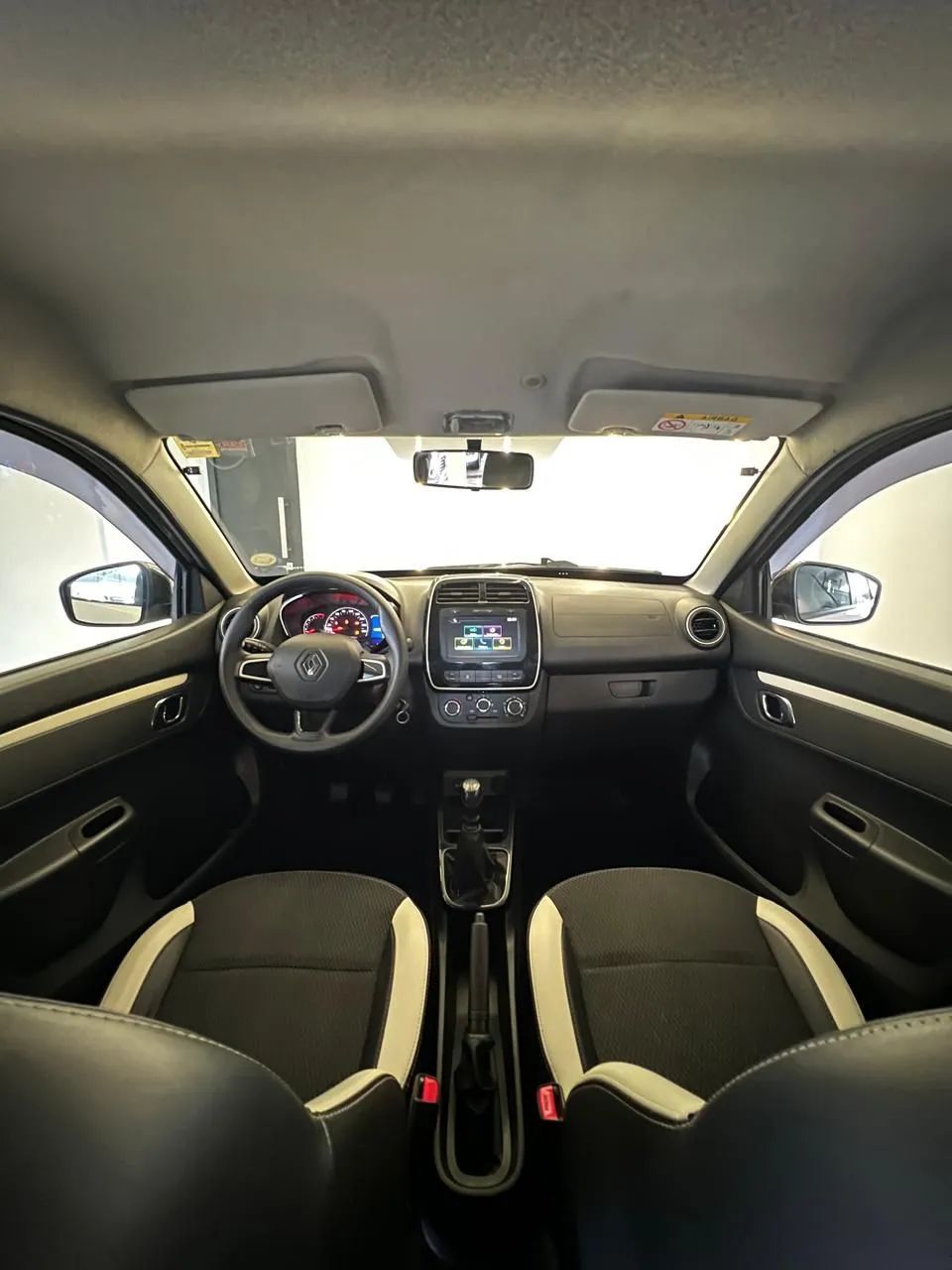 Renault Kwid 1.0 Intense 2022 - Foto 3