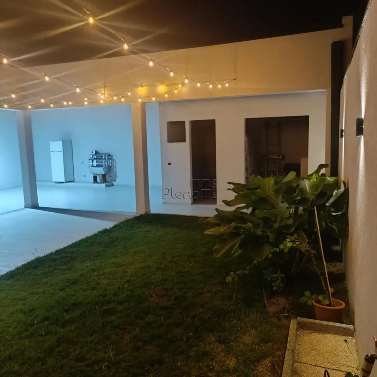 Casa à venda em Salto, Buru, com 2 quartos, com 117 m²