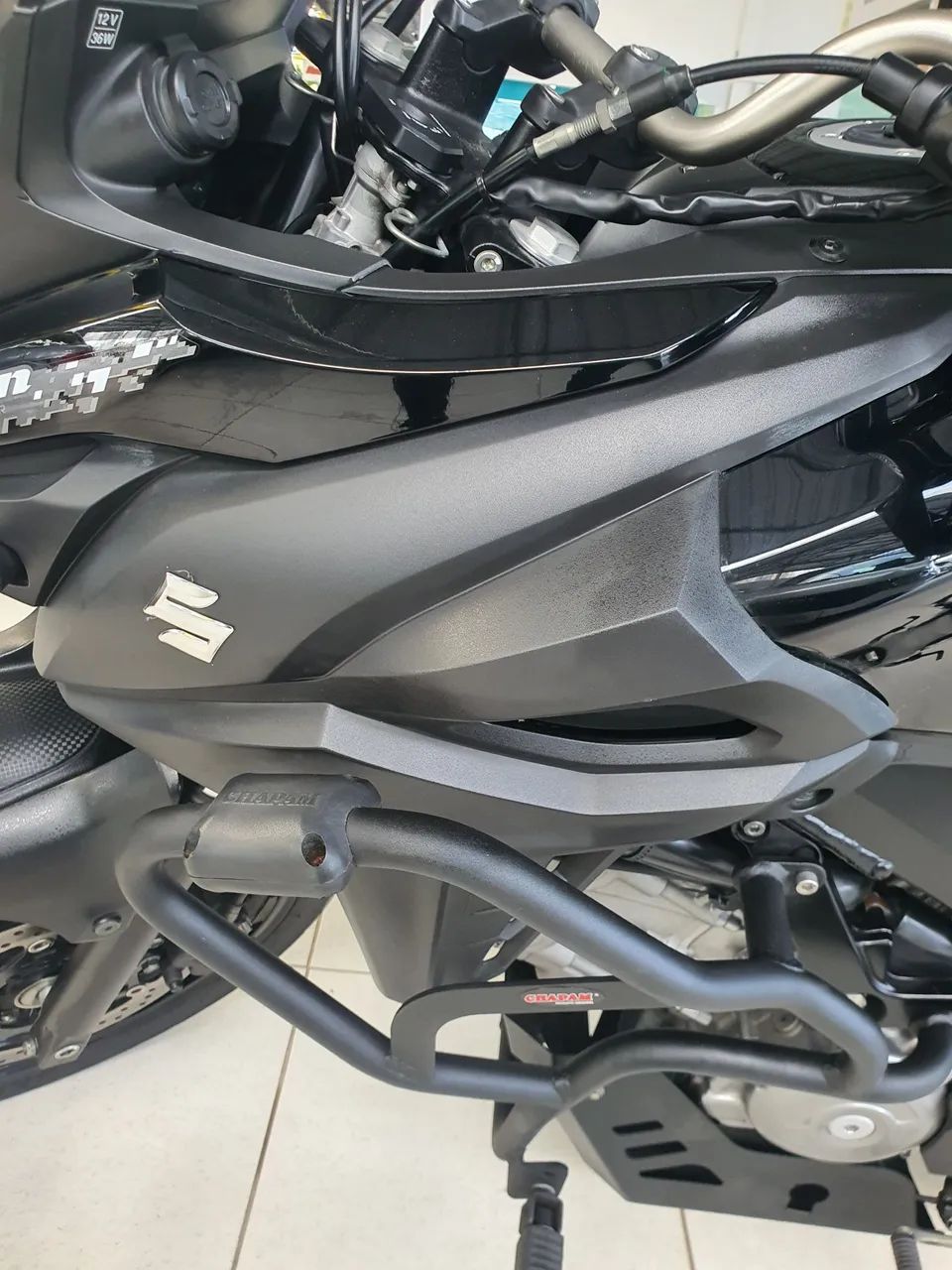 Moto 650 V-STROM - Foto 3