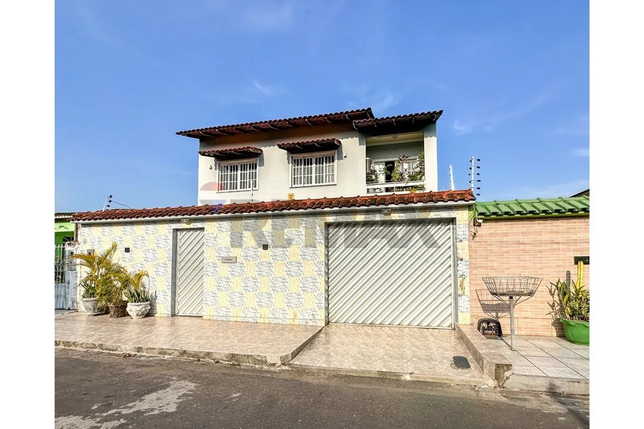 Casa com 5 Quartos no Bairro Da Paz, Manaus