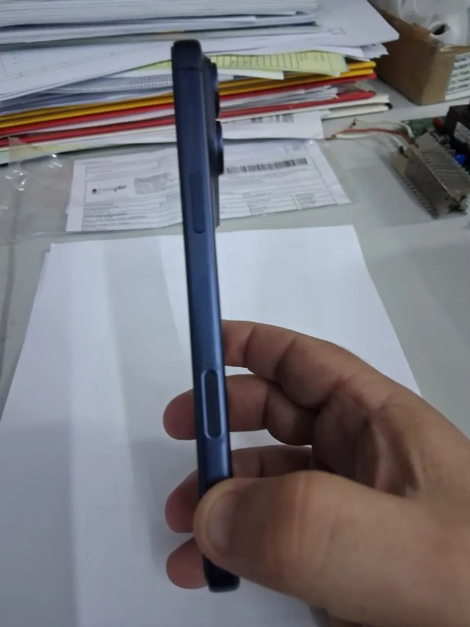 VENDO Iphone 17 Pro max 256 Azul - Foto 3