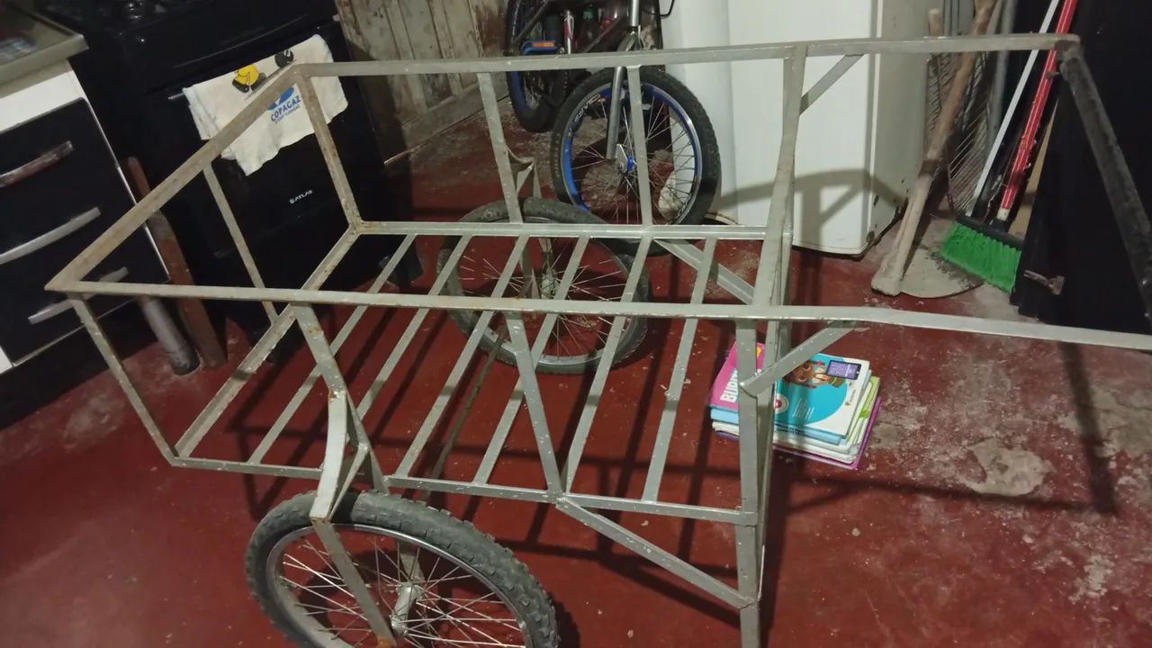 Vende-se um carrinho de ambulante 