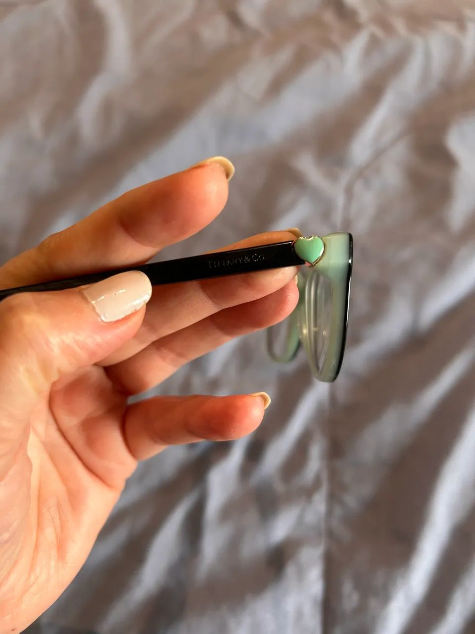 ÓCULOS TIFFANY & CO. - ELEGÂNCIA E SOFISTICAÇÃO - Foto 3