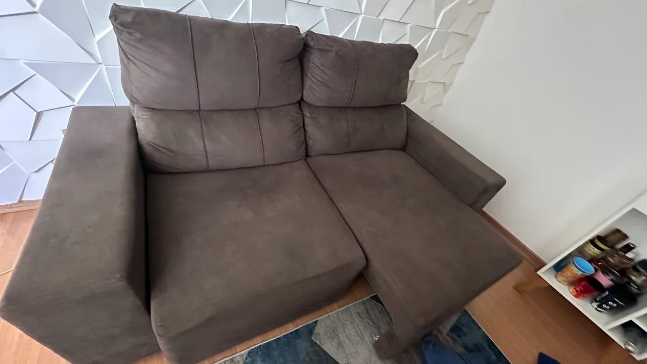 Vendo sofá semi novo 