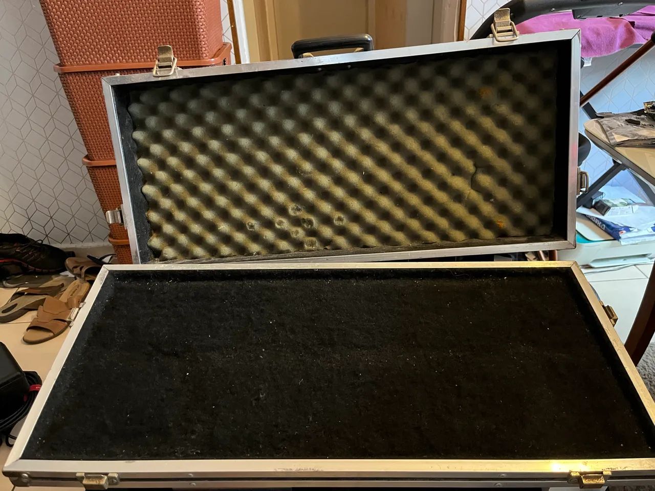 Vendo Hard Case para pedais ou pedaleiras 70cm X 30cm - Foto 6