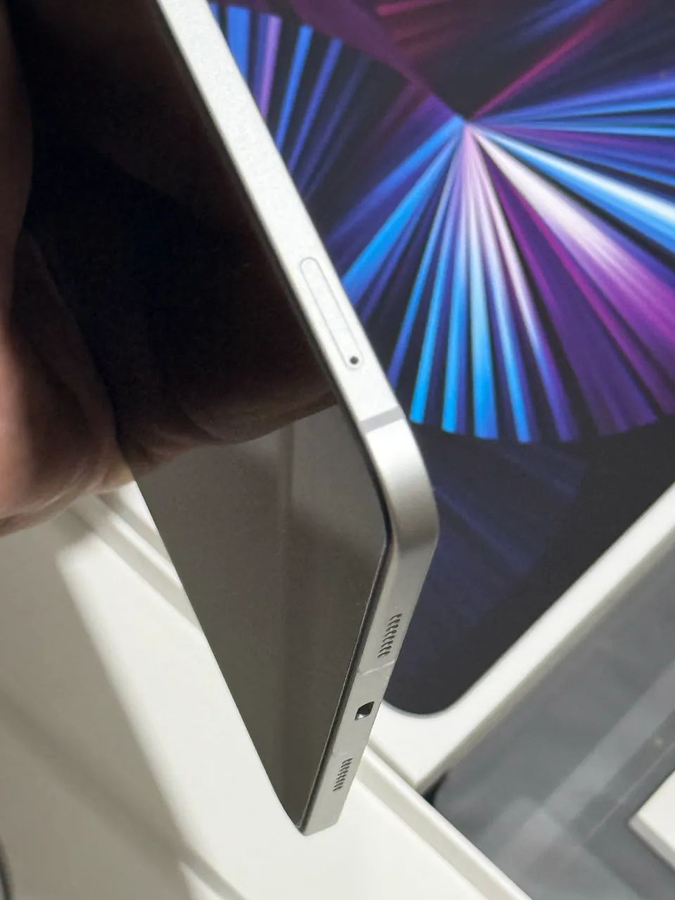 iPad Pro M1 2TB WiFi+Cellular 16GB RAM - Tablets e E-Readers