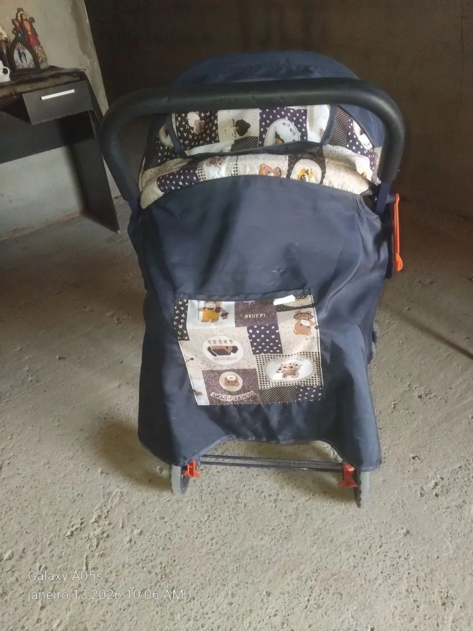 Carrinho de bebê usado bem conservado. - Foto 5