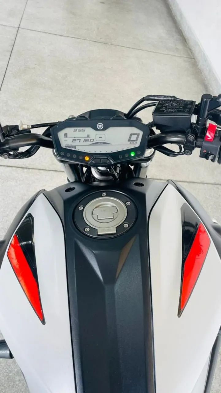 Yamaha MT-07 2021 - Apenas 27.000KM - Foto 4