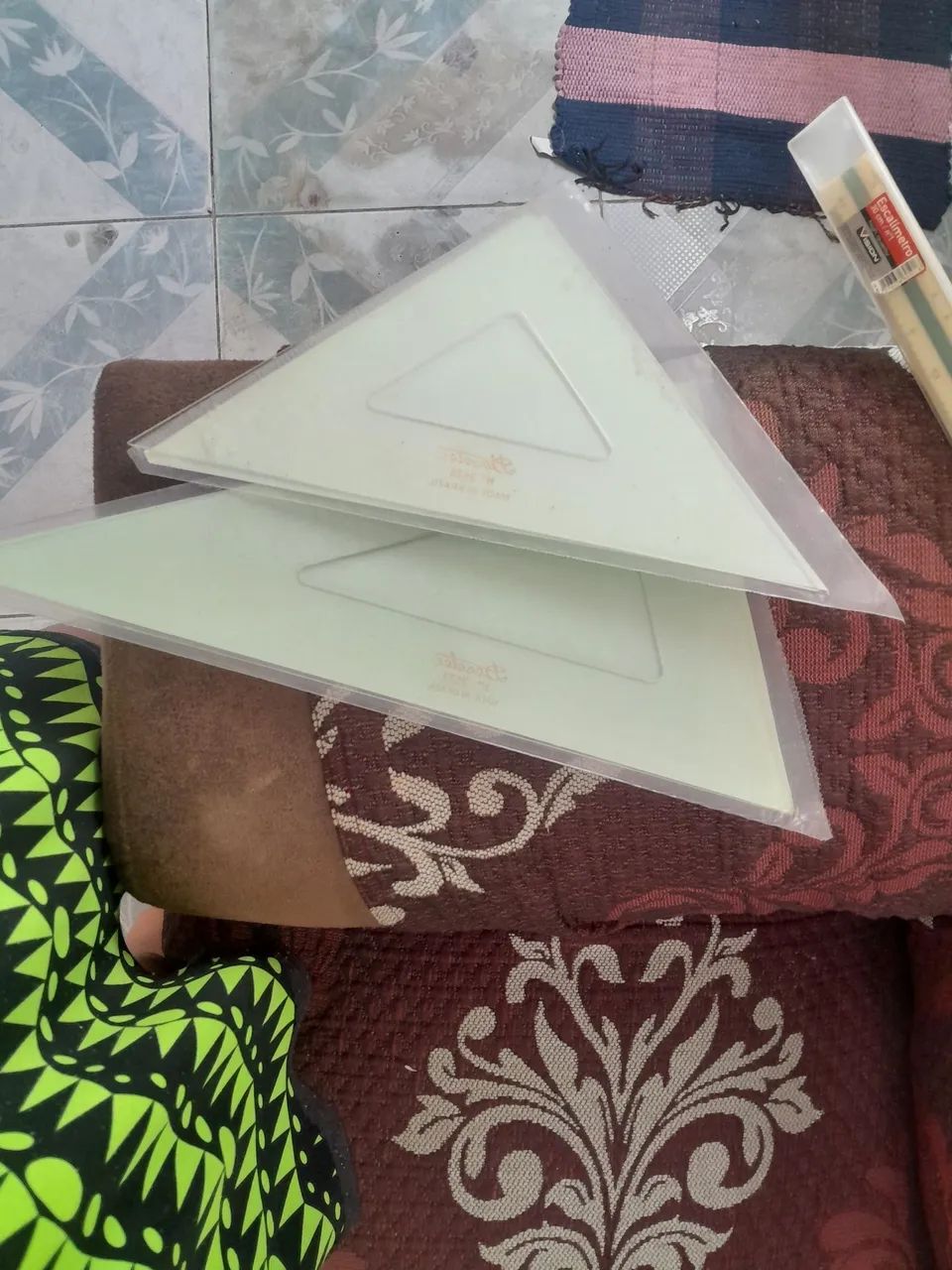 Escalimetro e esquadros - Foto 3