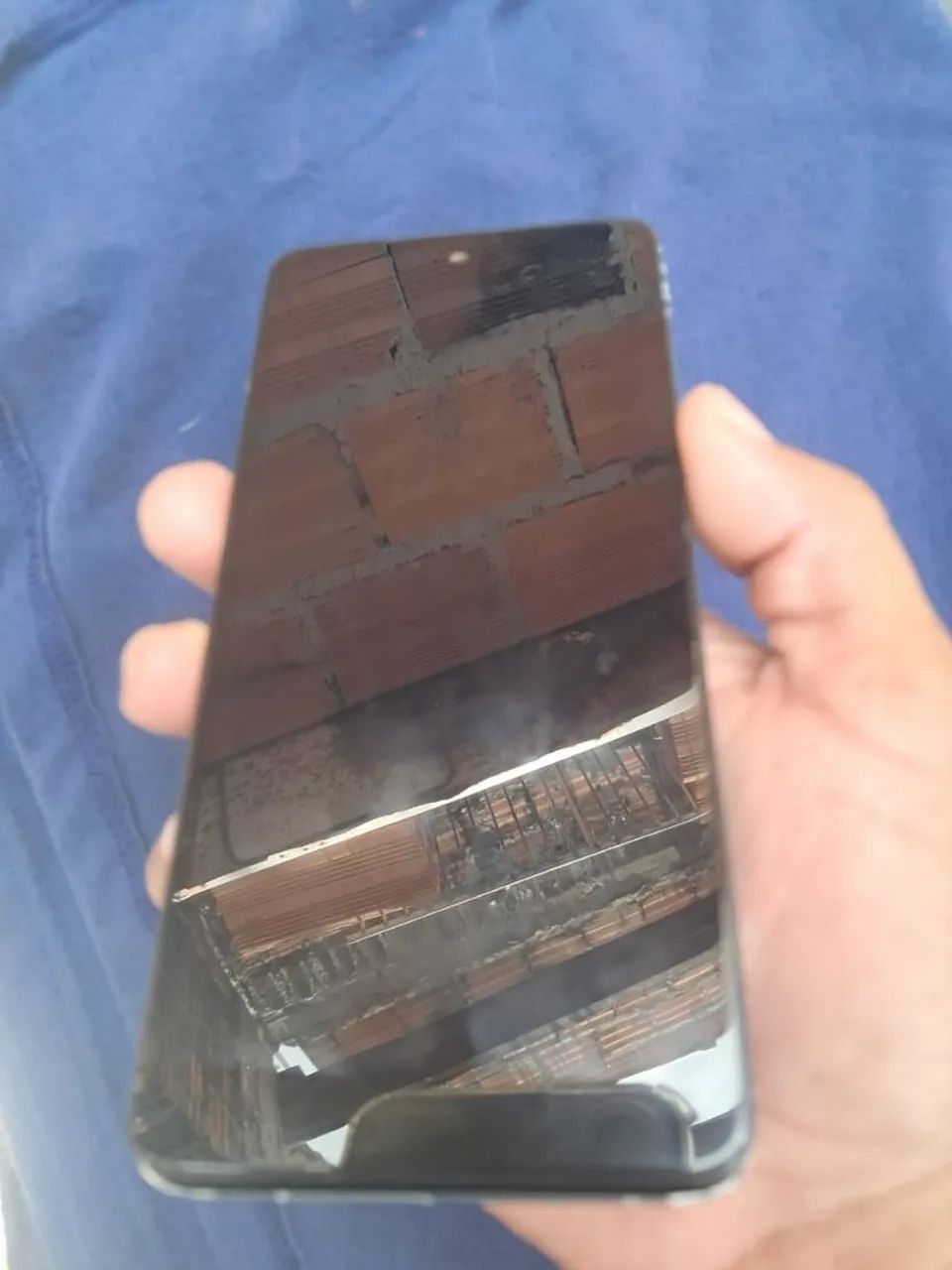 Vendo ou troco moto g 52 e XR na carcaça do 14 pro funcionando os 2  - Foto 3