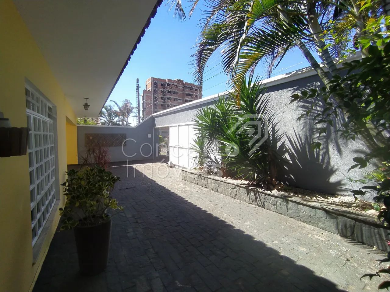 Residência Semimobiliada com Piscina - Oficinas - Foto 3