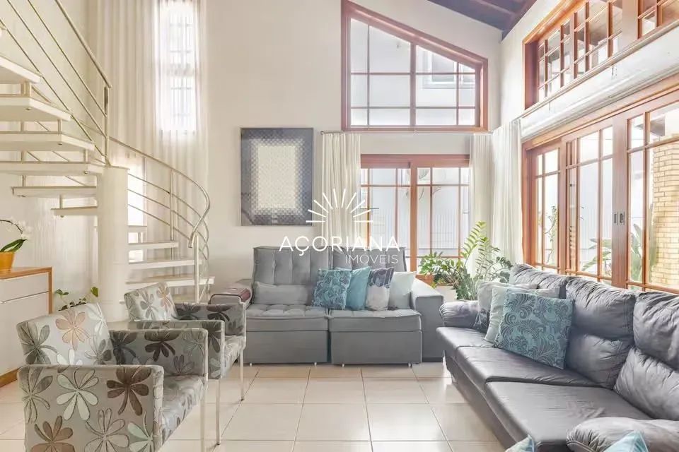 Casa Espaçosa com 4 Quartos, Churrasqueira e Área de Lazer Completa Ampla Casa c - Foto 4