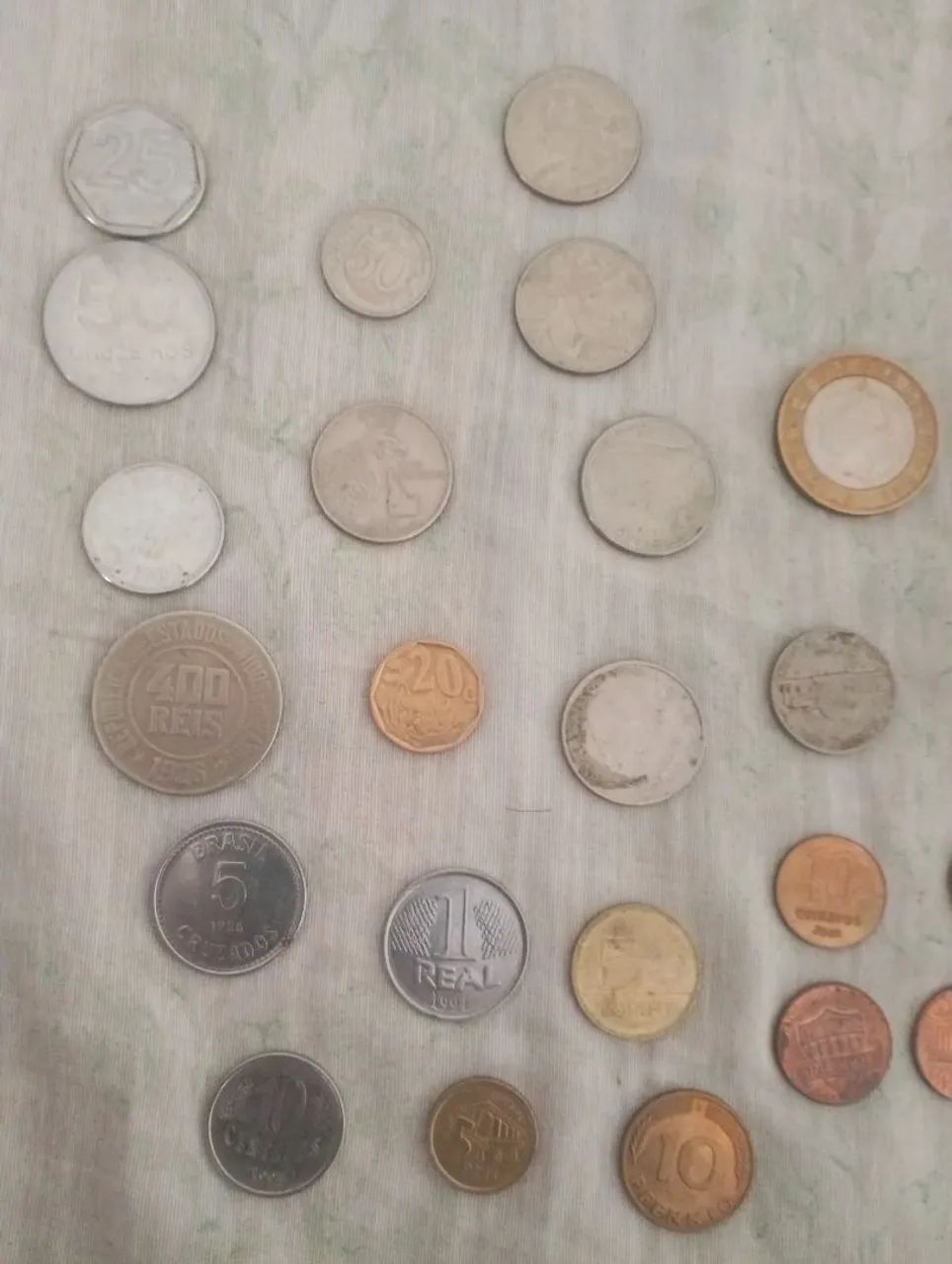 Cédulas dinheiro antigas .brasileiras e estrangeiras .e moedas - Foto 2