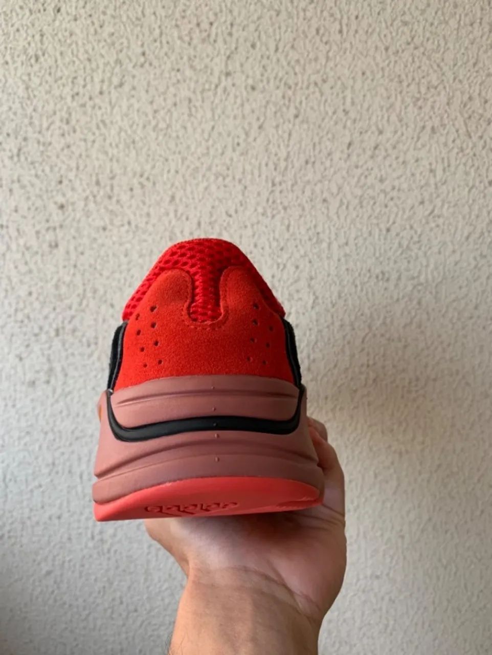 Yeezy 700 V1 Res Red - Tam. 38 - Foto 3